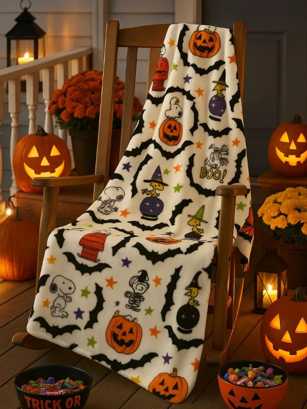 Peanuts Snoopy Halloween Plush Throw Blanket 60x72 Woodstock